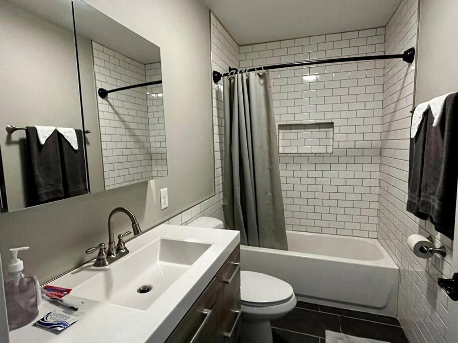 Downtown Albany 1 Bed + Workstation @ Maiden Lane Apartment Exterior photo