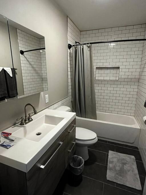 Downtown Albany 1 Bed + Workstation @ Maiden Lane Apartment Exterior photo